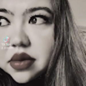 Meet your Posher, Ines coral